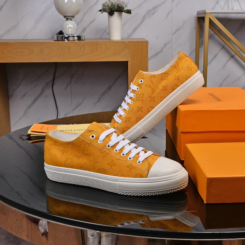men LV shoes-033